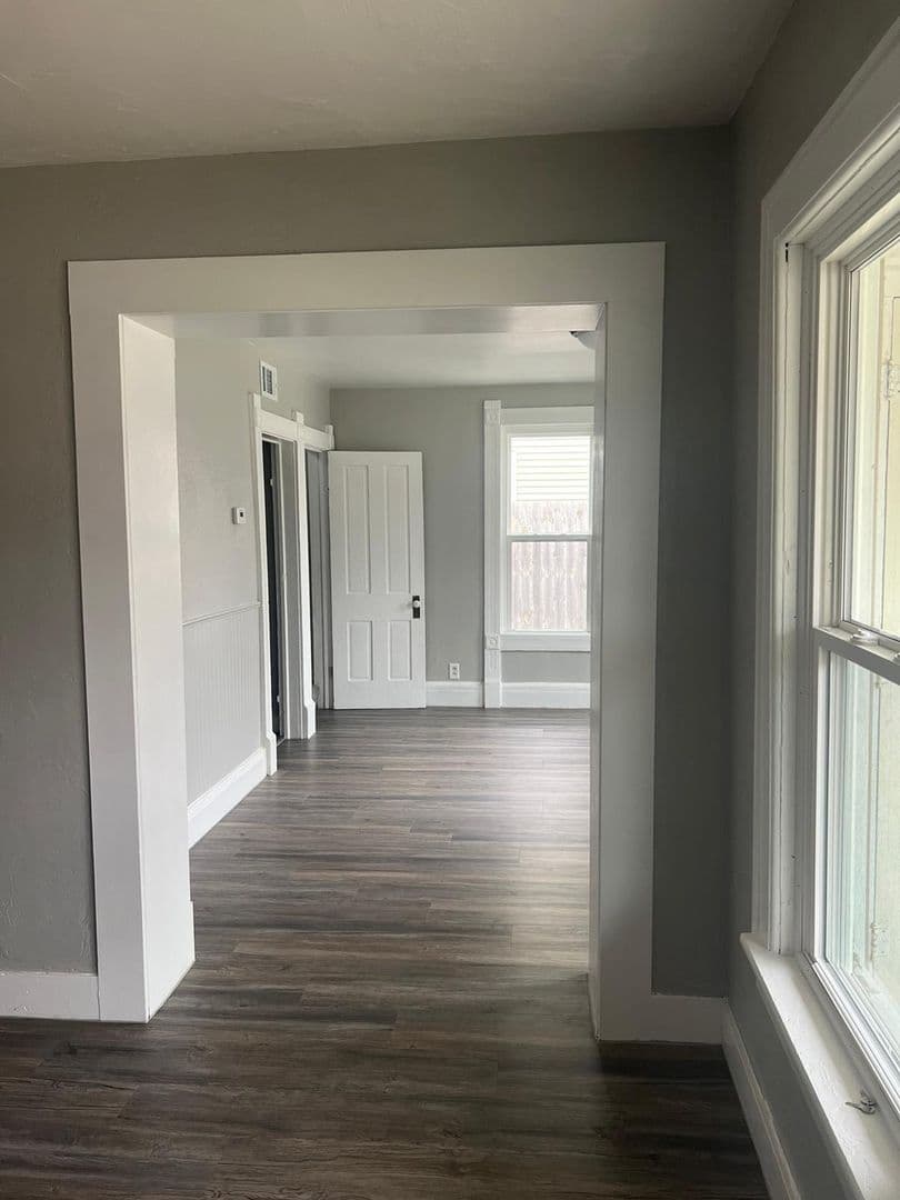 Neenah House: 413 Green Street