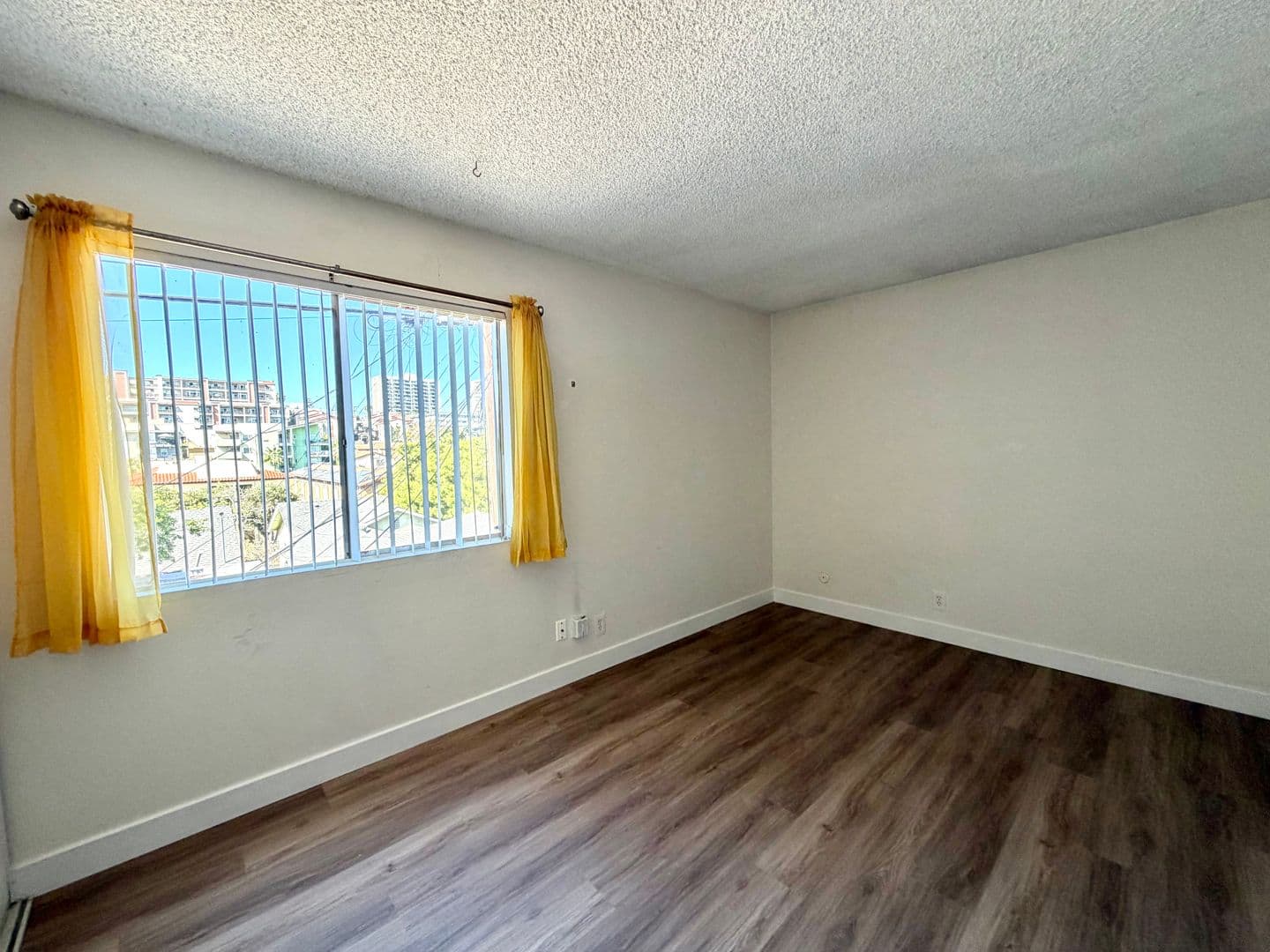 San Diego Apartment: 2174 Wightman Ave