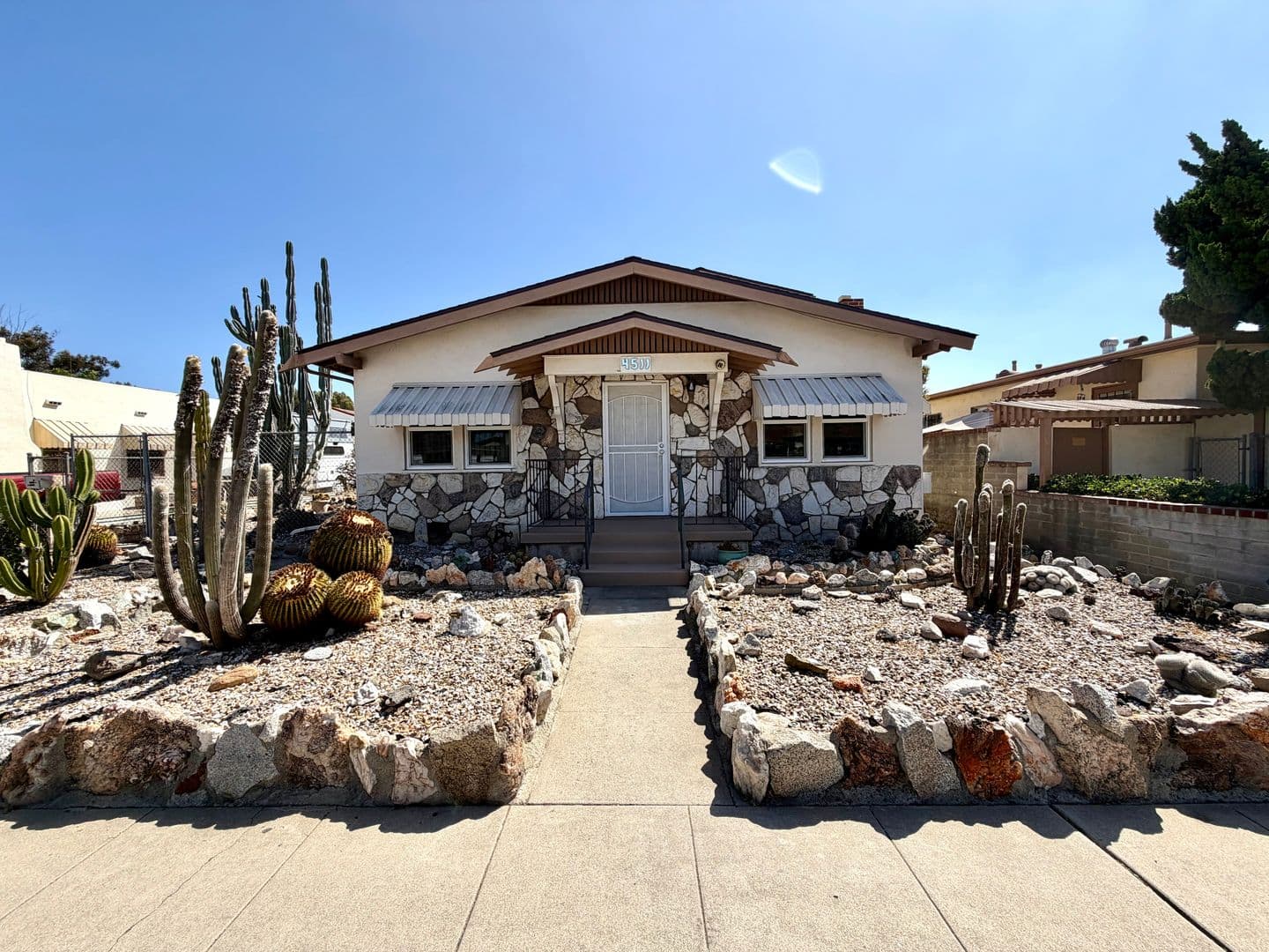 San Diego Apartment: 4511 52nd St