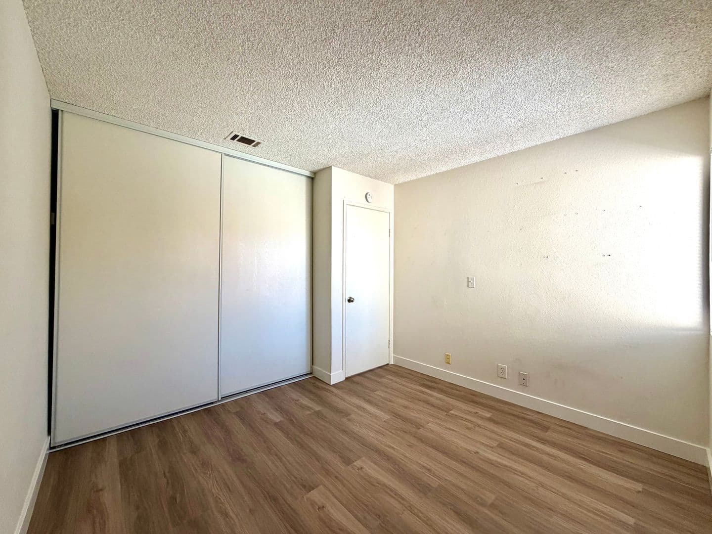 San Diego Apartment: 2174 Wightman Ave