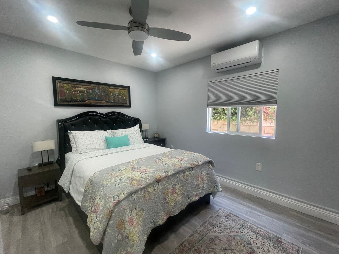 La Mesa House: 10626 Louisa Dr