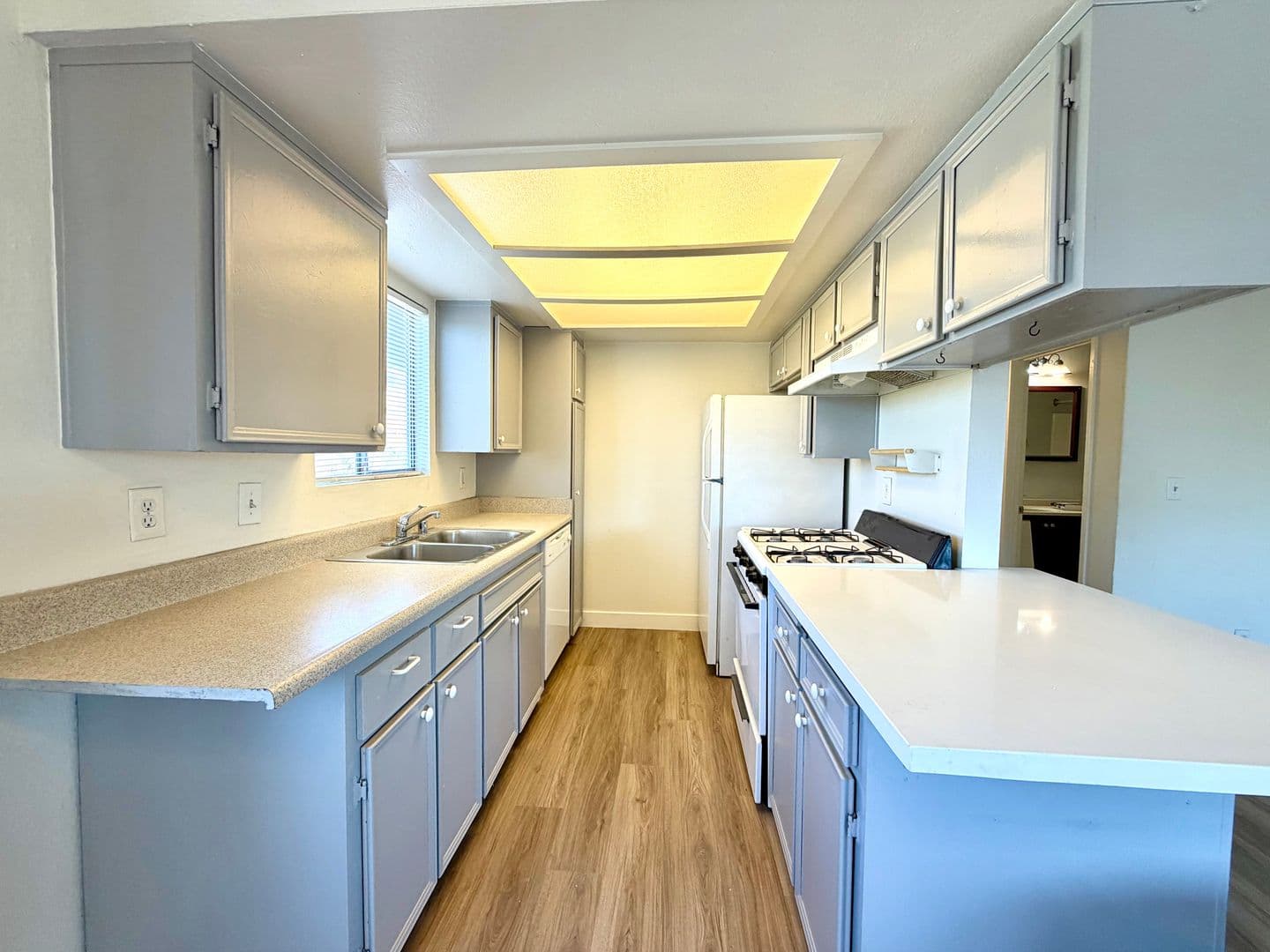San Diego Apartment: 2174 Wightman Ave
