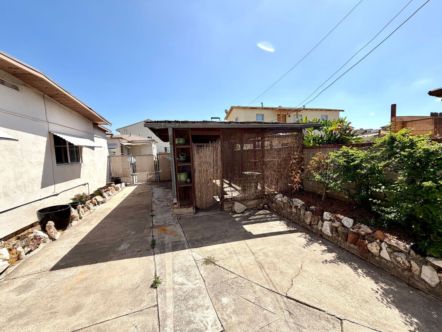 San Diego Apartment: 4511 52nd St