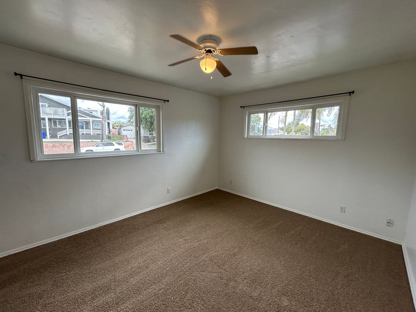 San Diego House: 5074 La Dorna St