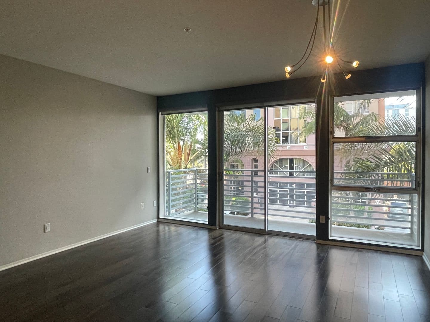 San Diego Condo: 3100 6th Ave