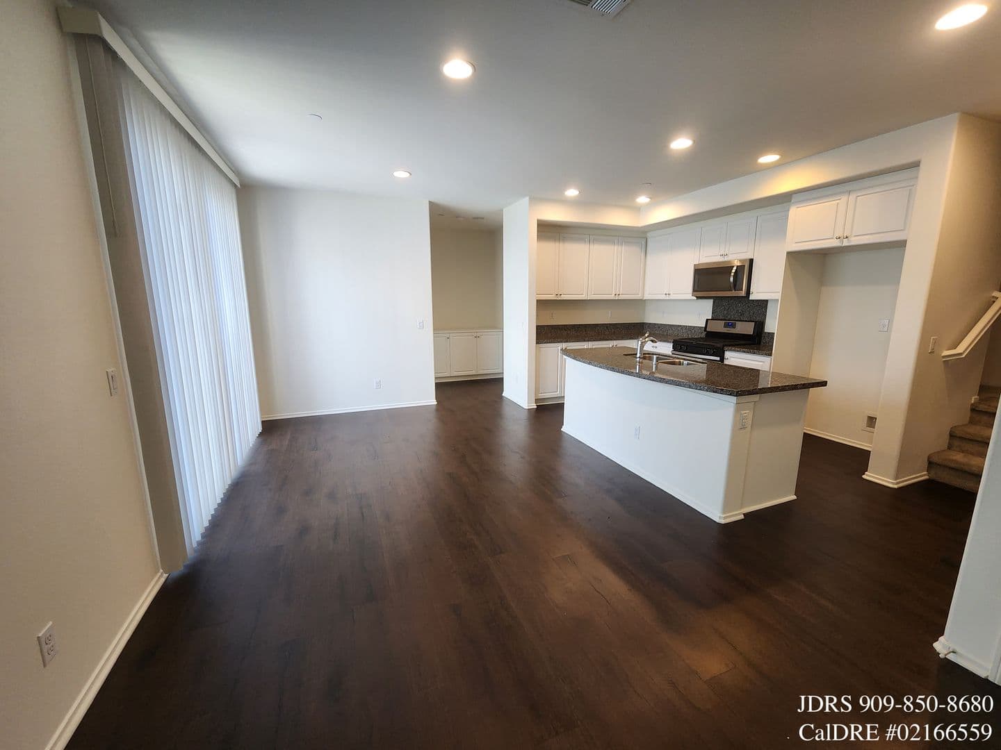 Upland House: 122 Royal Way