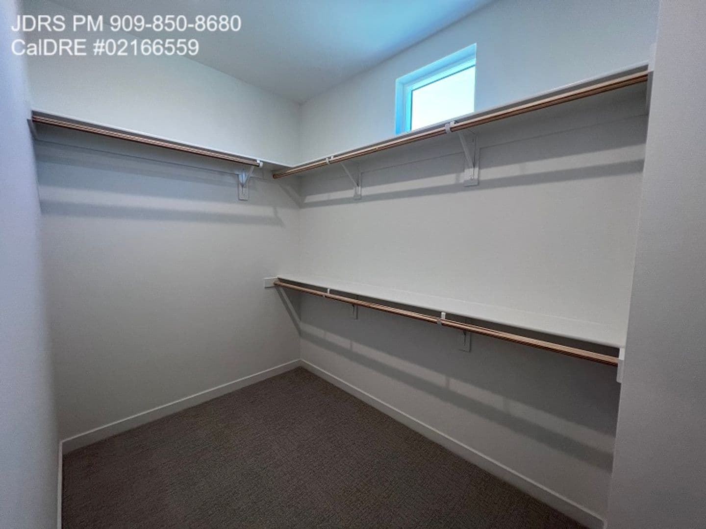 Ontario House: 947 N. Divino Privado #7