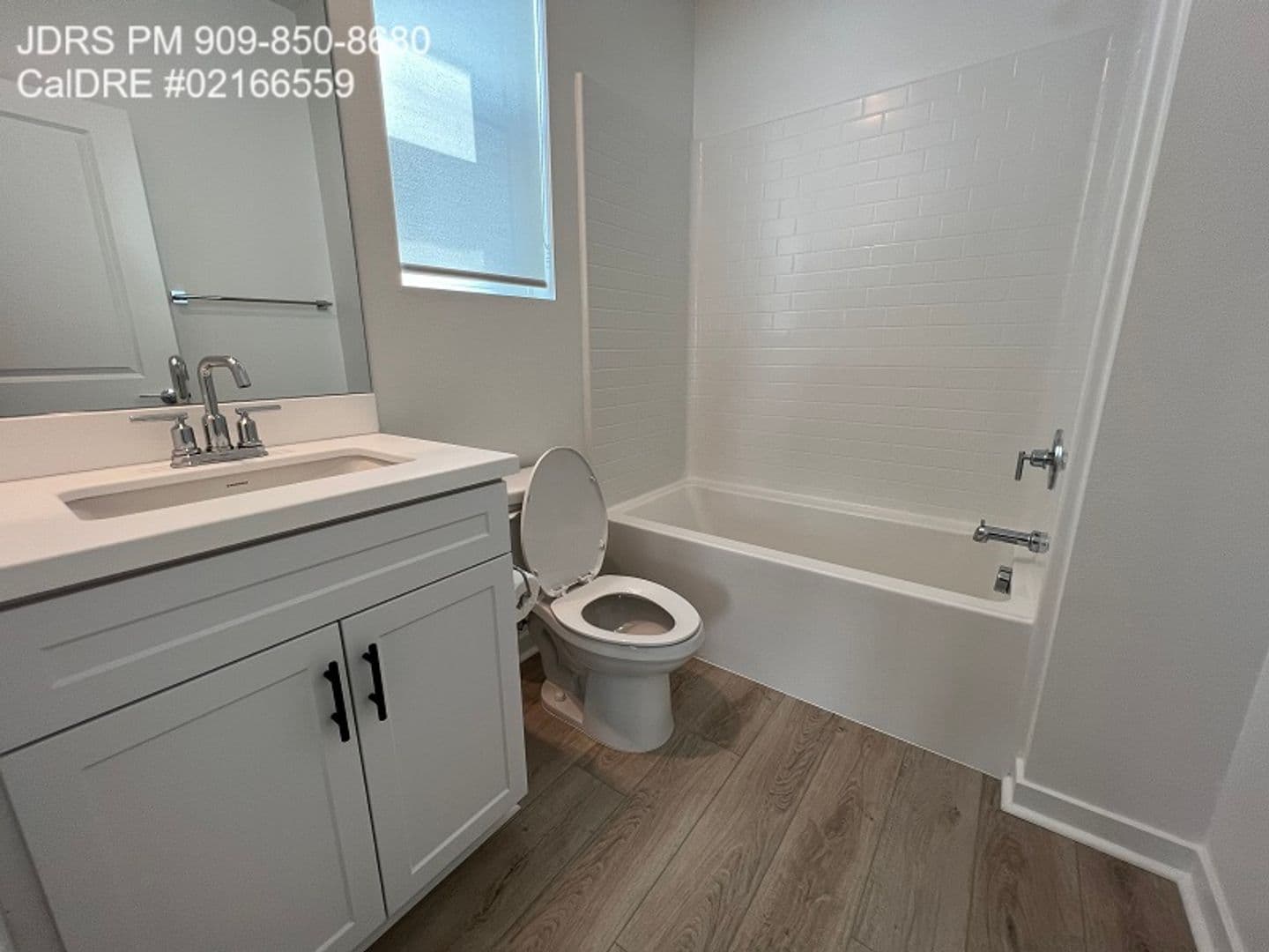 Ontario House: 947 N. Divino Privado #7