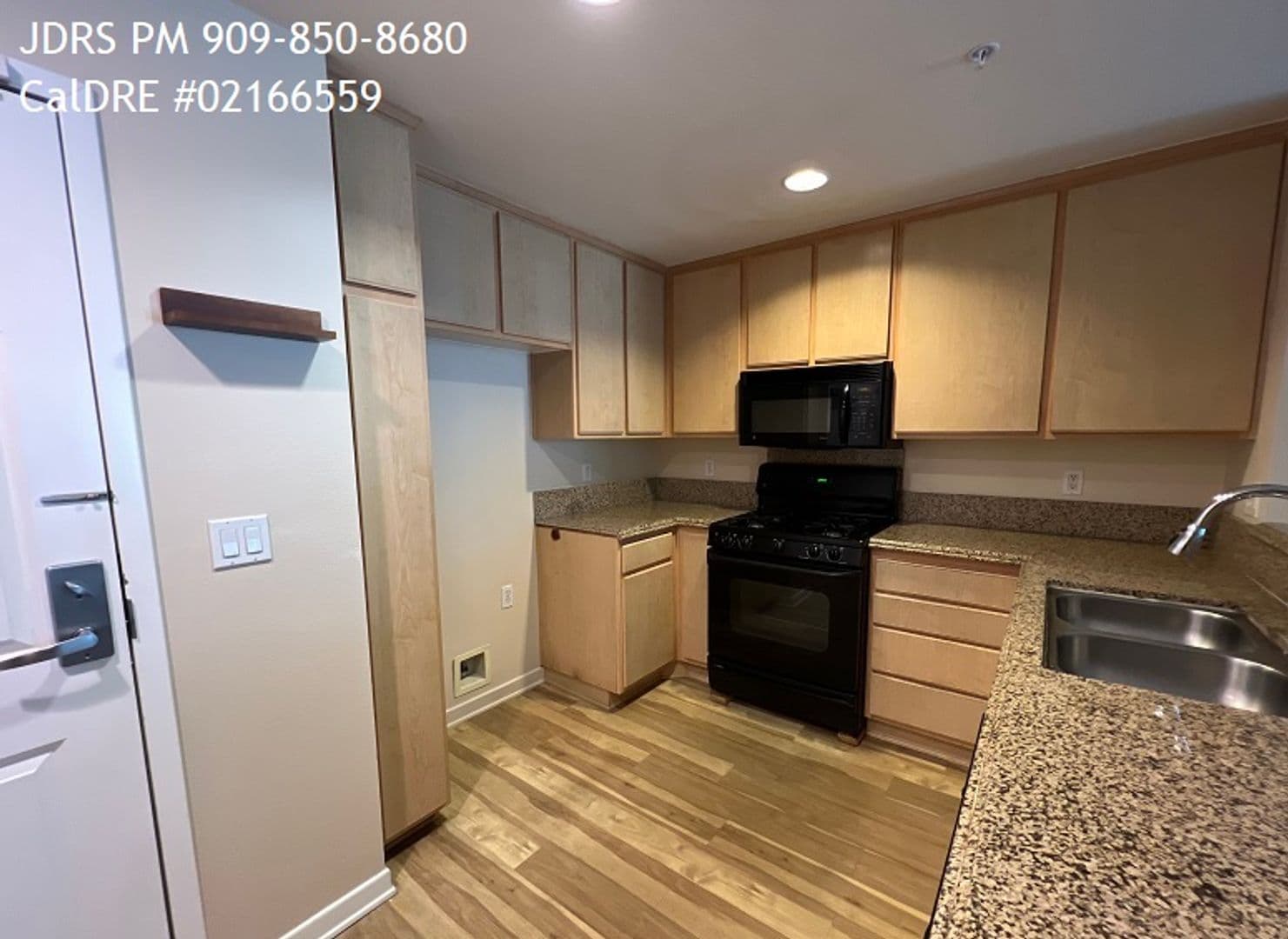 Pasadena House: 160 S. Hudson Avenue #304