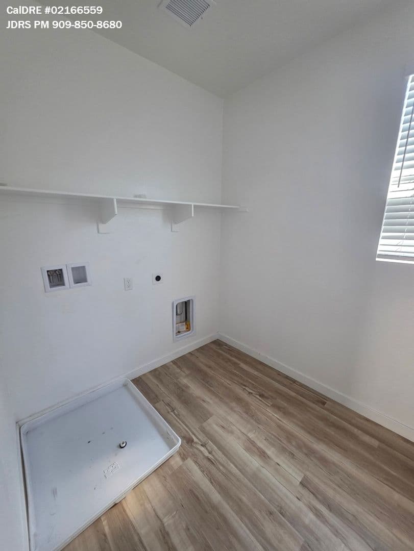 La Verne House: 2860 Sapphire Road