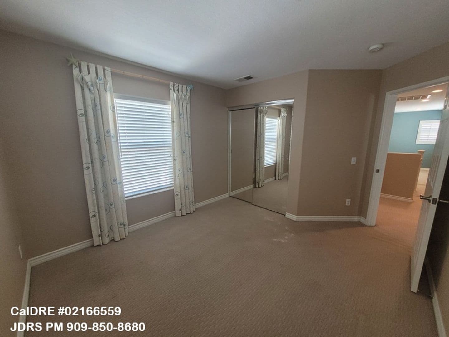 Riverside House: 4022 Sutton Court
