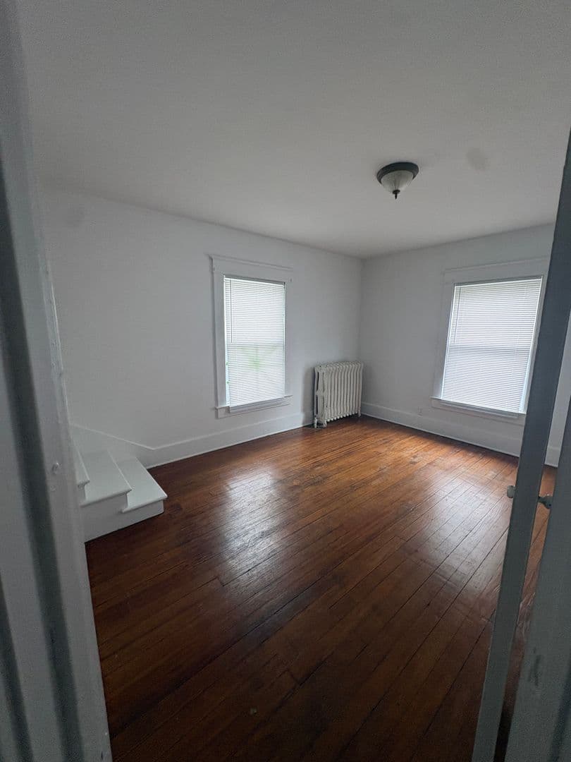 Decatur Apartment: 1441 W Wood St