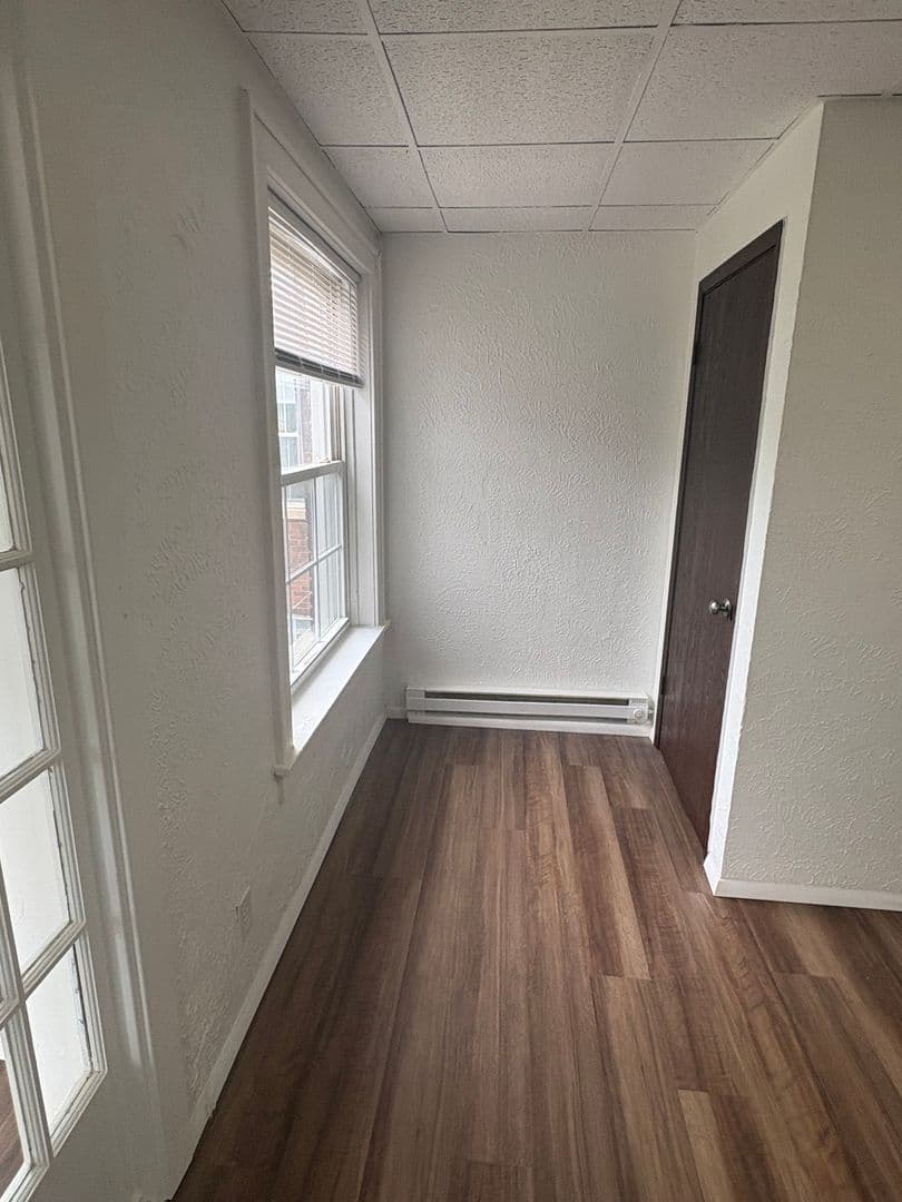 Peoria Apartment: 2112-2118 N Linn St