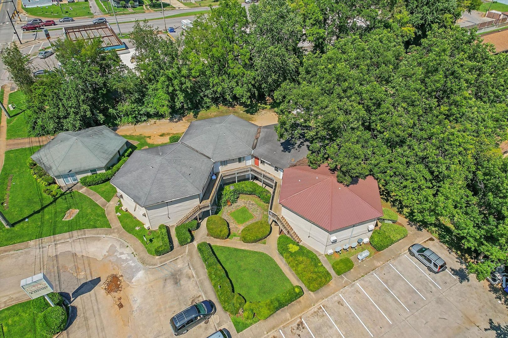 Huntsville Apartment: 3801 Triana Blvd