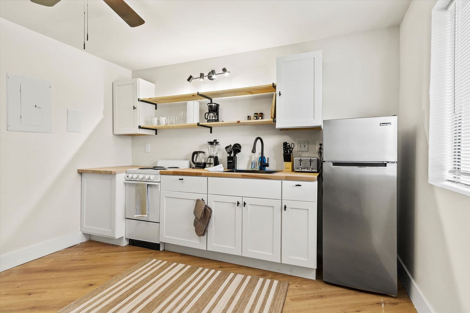 Huntsville Apartment: 3801 Triana Blvd