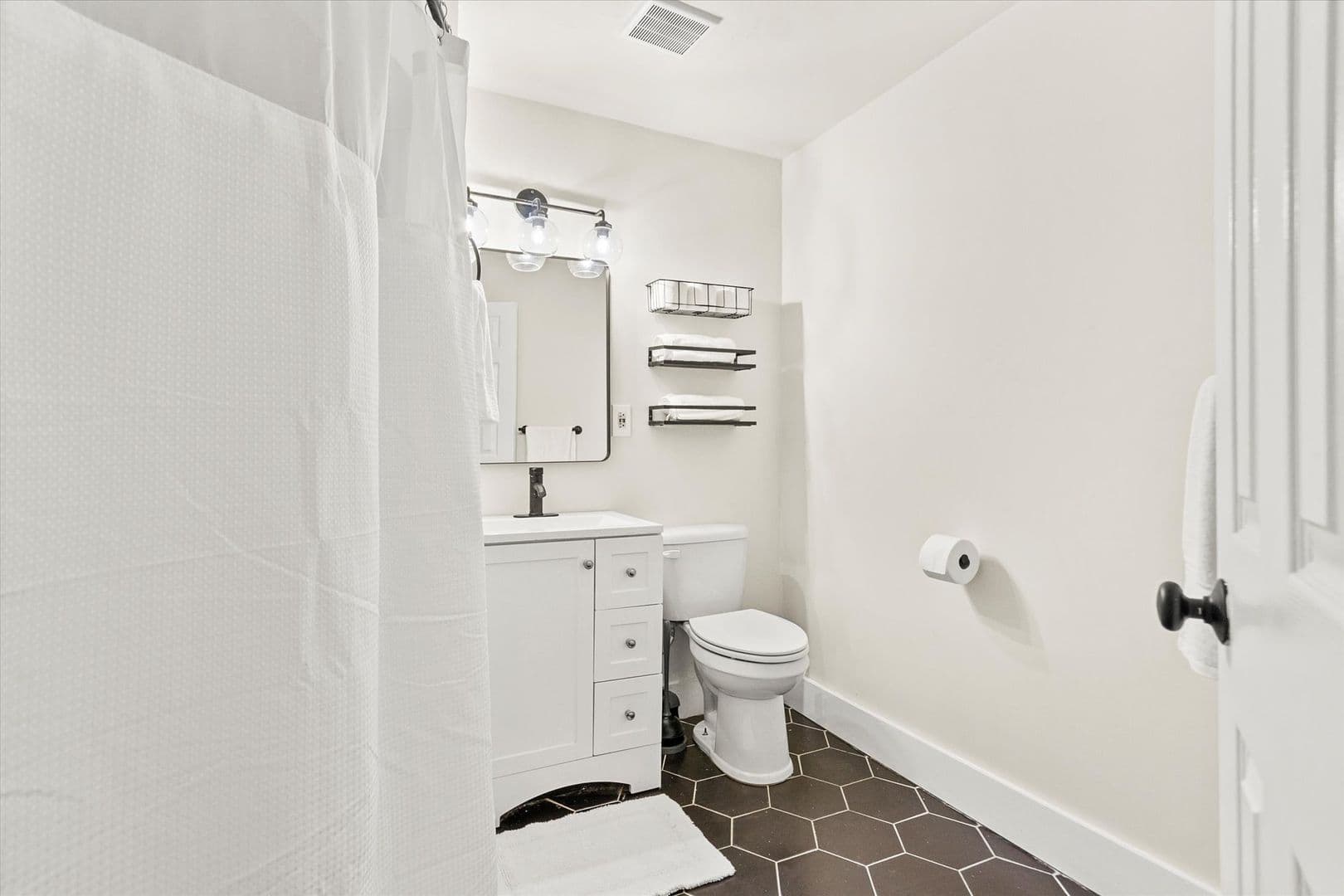 Huntsville Apartment: 3801 Triana Blvd