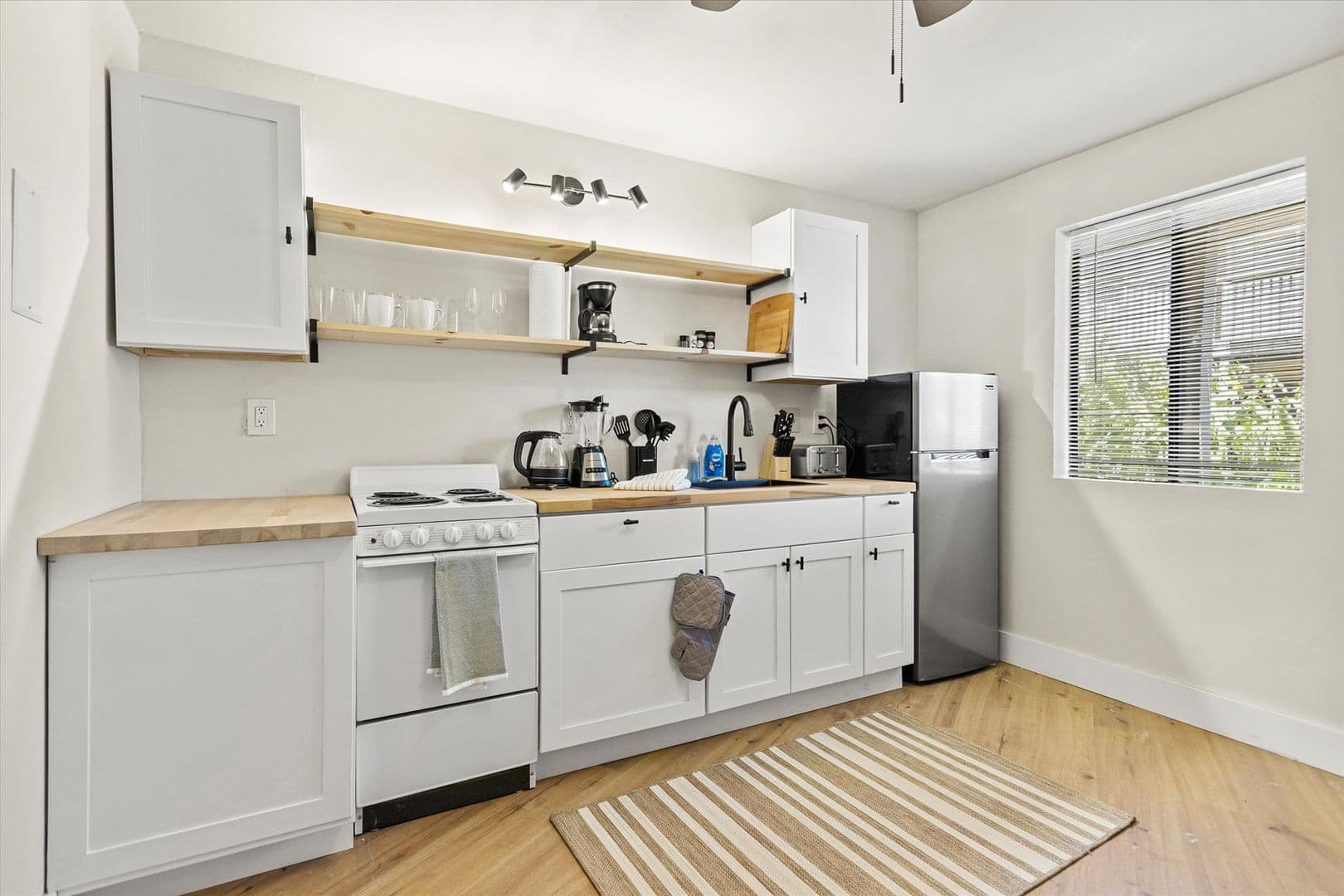 Huntsville Apartment: 3801 Triana Blvd