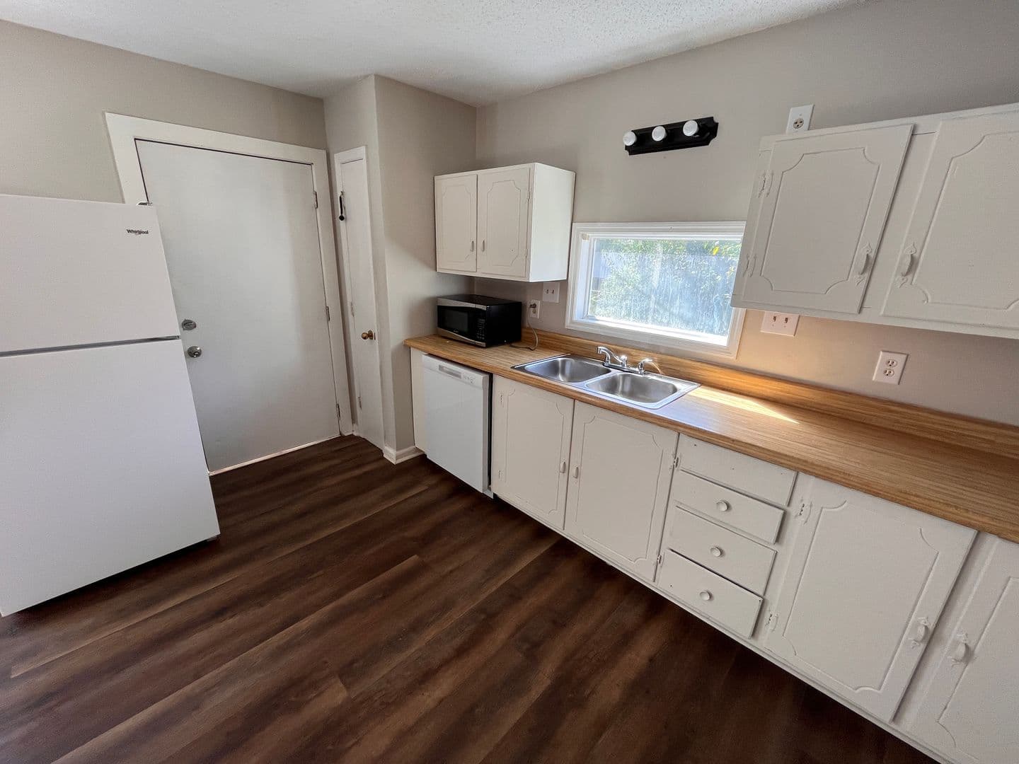 Huntsville House: 3608 Dubose St SW