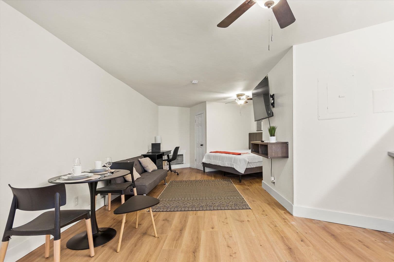 Huntsville Apartment: 3801 Triana Blvd