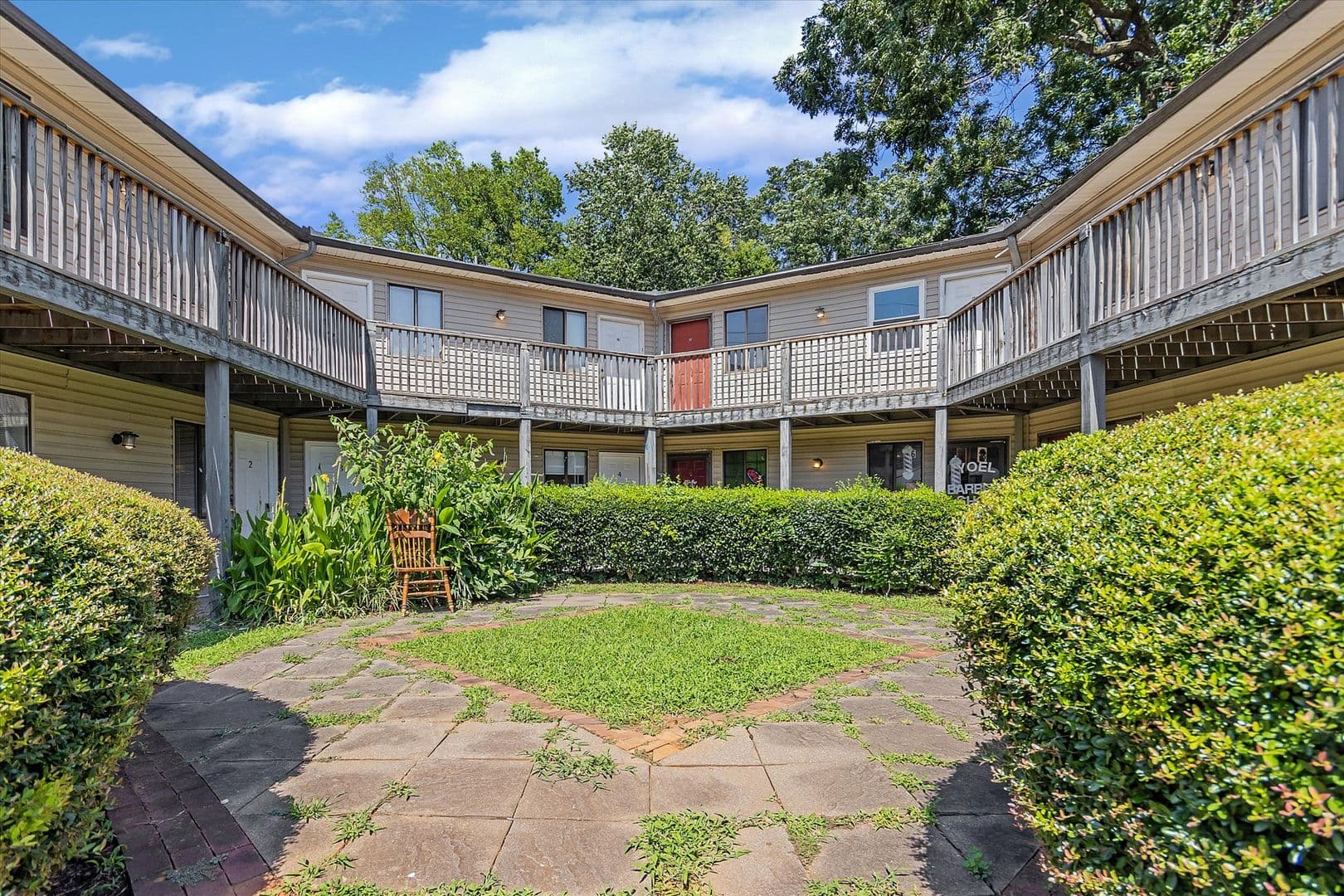 Huntsville Apartment: 3801 Triana Blvd