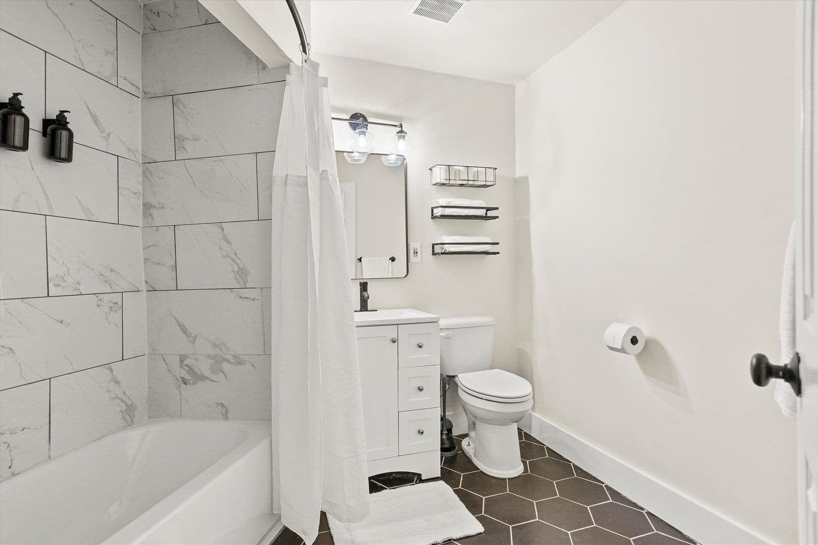 Huntsville Apartment: 3801 Triana Blvd