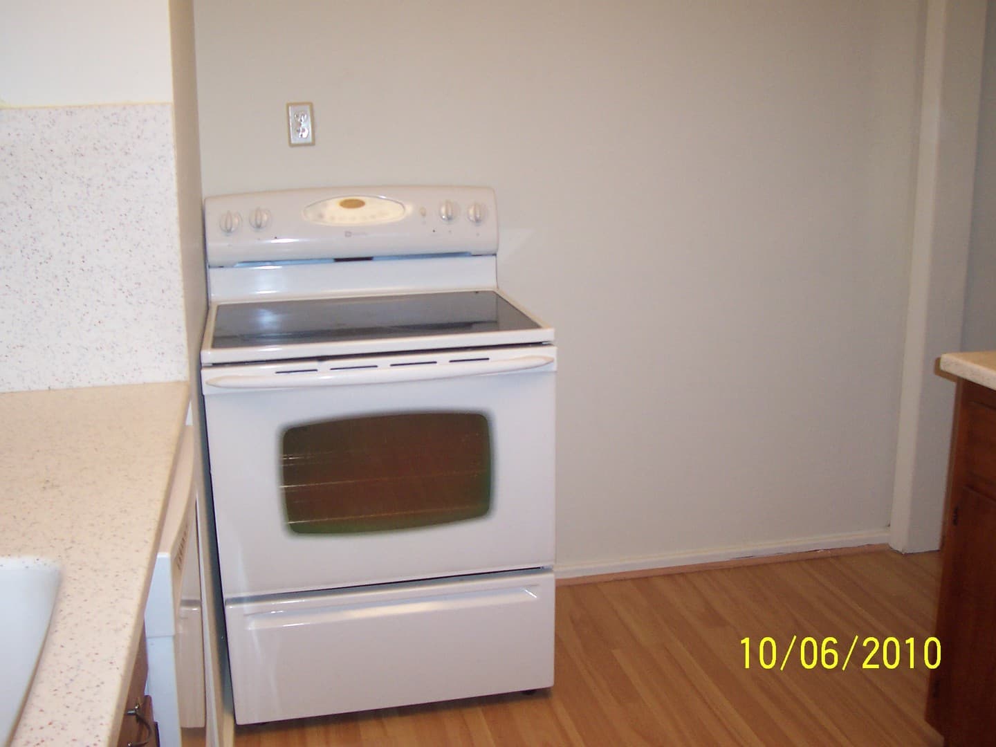 Jacksonville House: 1822 Ector Road
