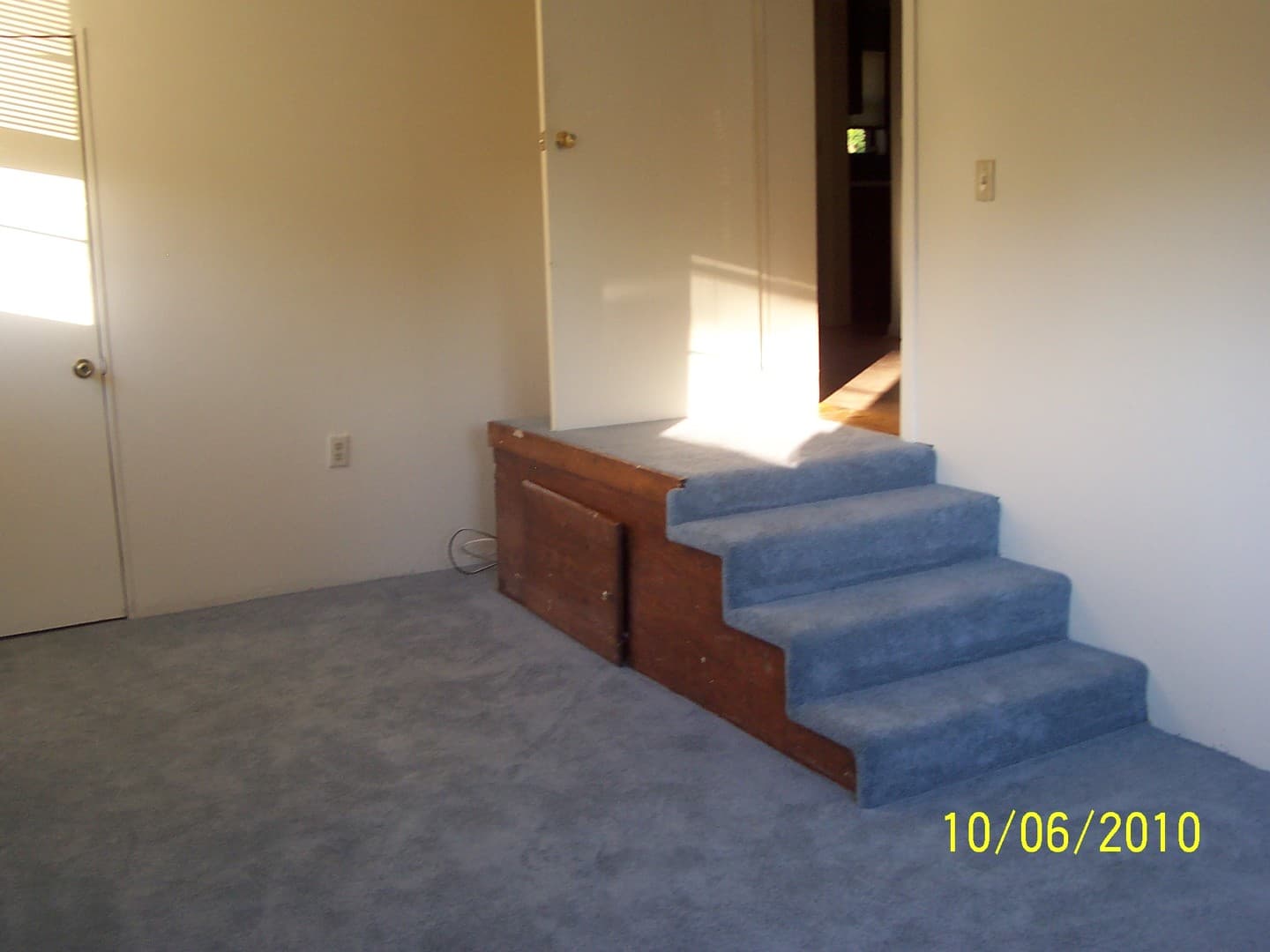 Jacksonville House: 1822 Ector Road