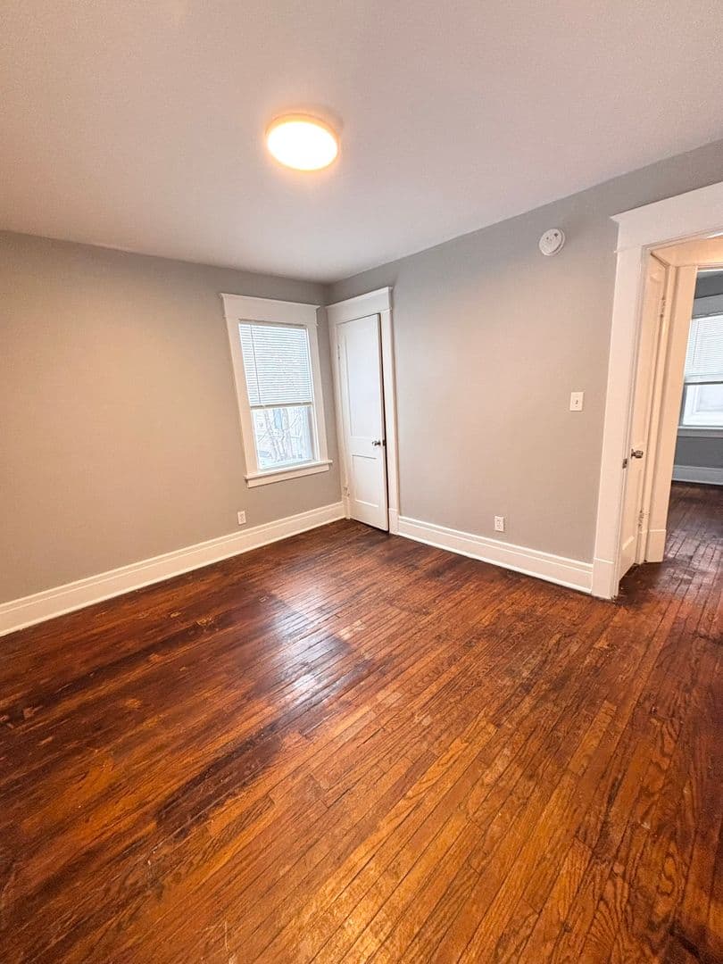 Buffalo Apartment: 70 Houston St.