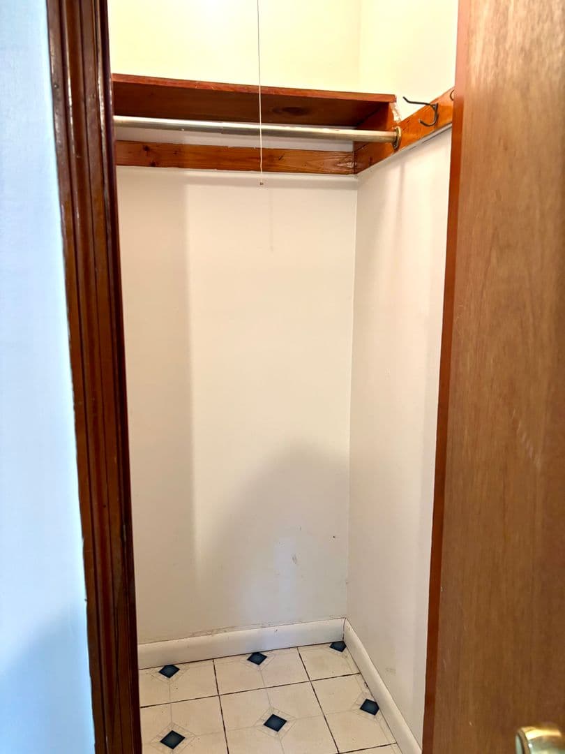 Buffalo Apartment: 44 Latona Ct.