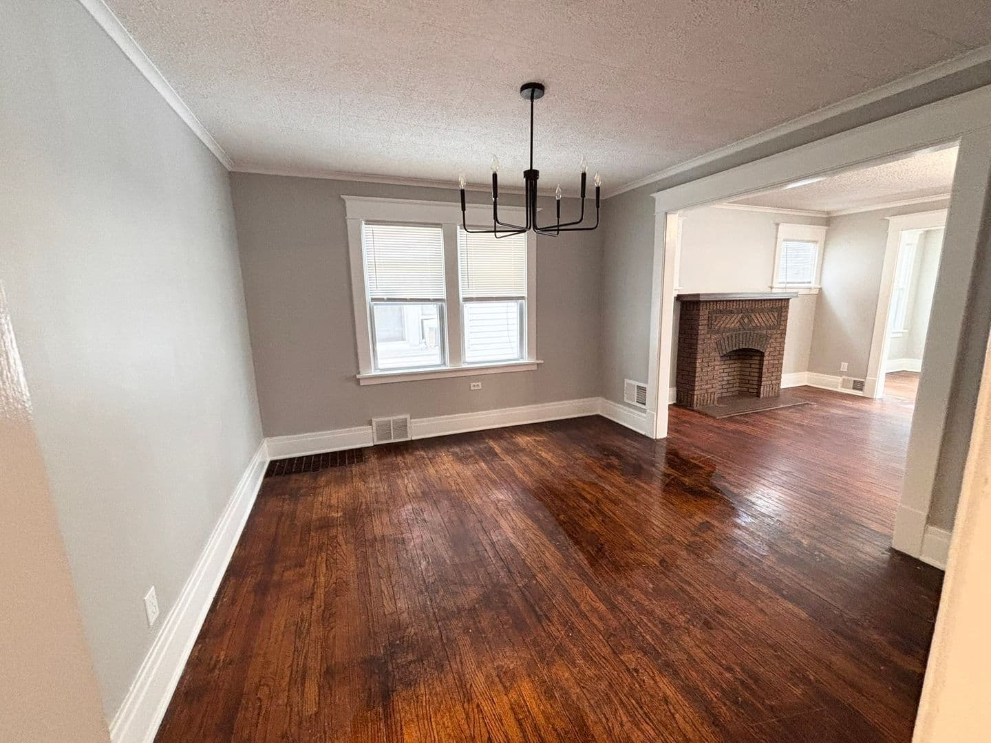 Buffalo Apartment: 70 Houston St.