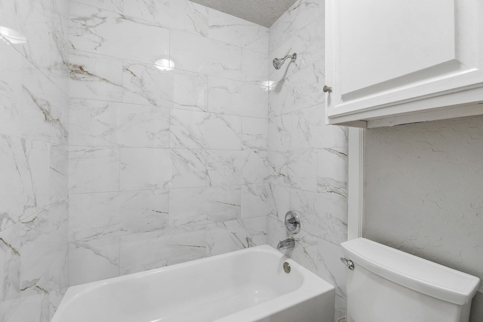 Edmond Apartment: Wynn Circle 3508/3510