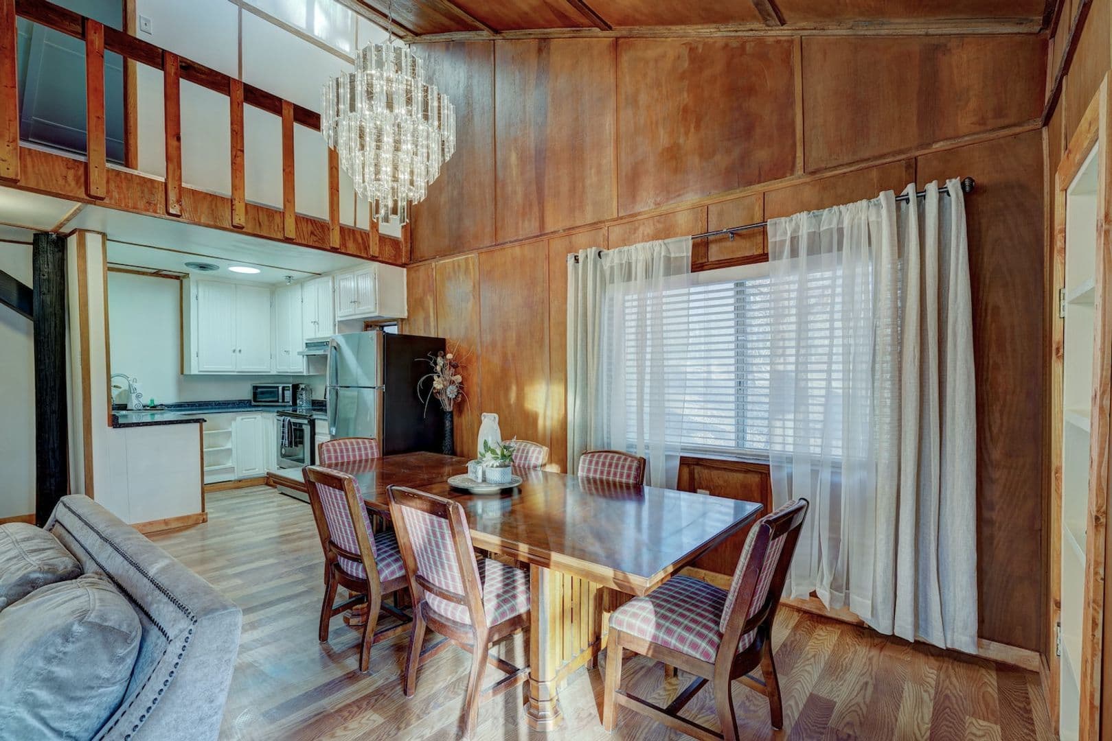 Newalla House: 19518 S Dobbs