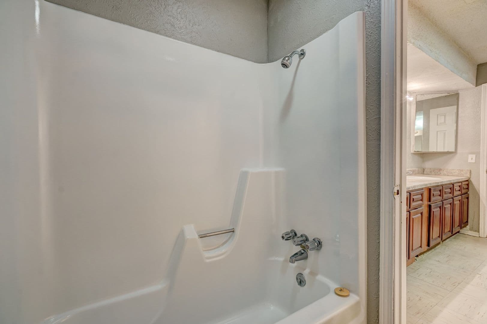 Midwest City Apartment: Bradfred Street 3815/3817