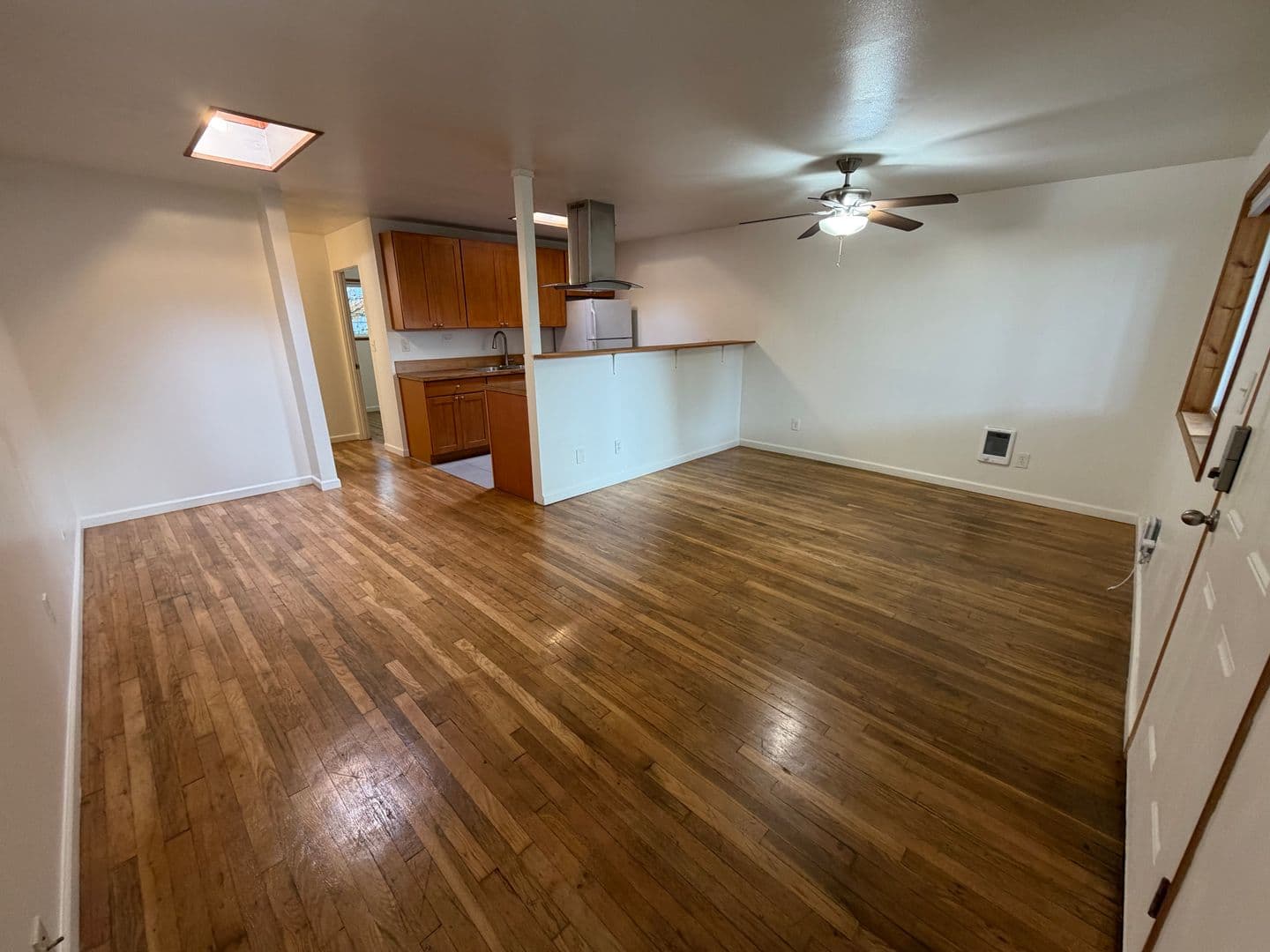 Portland Apartment: SE 27th Ave