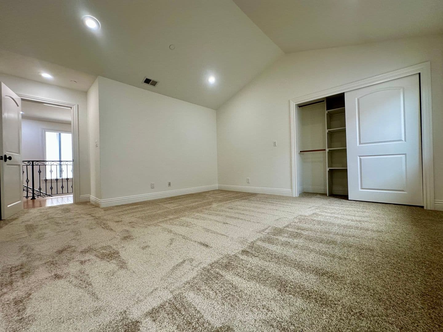 Redondo Beach House: 1431 S. Irena Avenue