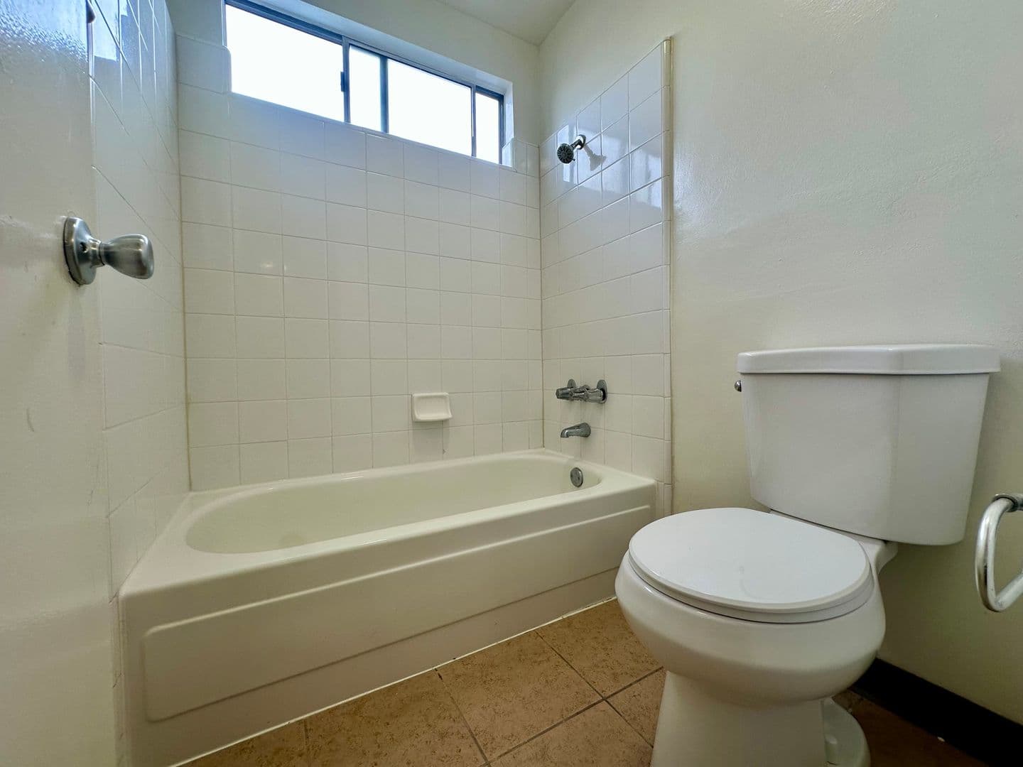 Hawthorne Apartment: 4141 Rosecrans Avenue