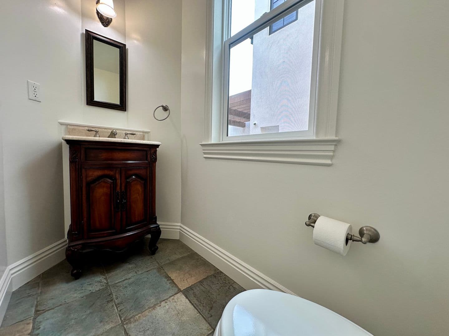 Redondo Beach House: 1431 S. Irena Avenue