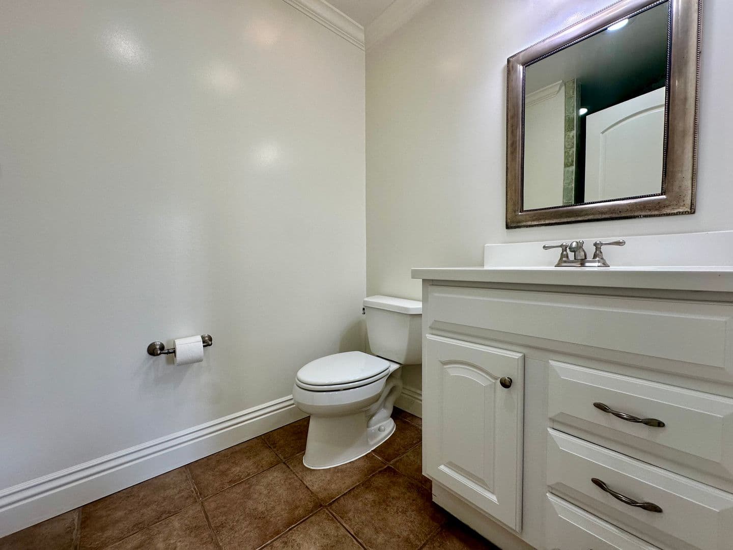 Redondo Beach House: 1431 S. Irena Avenue