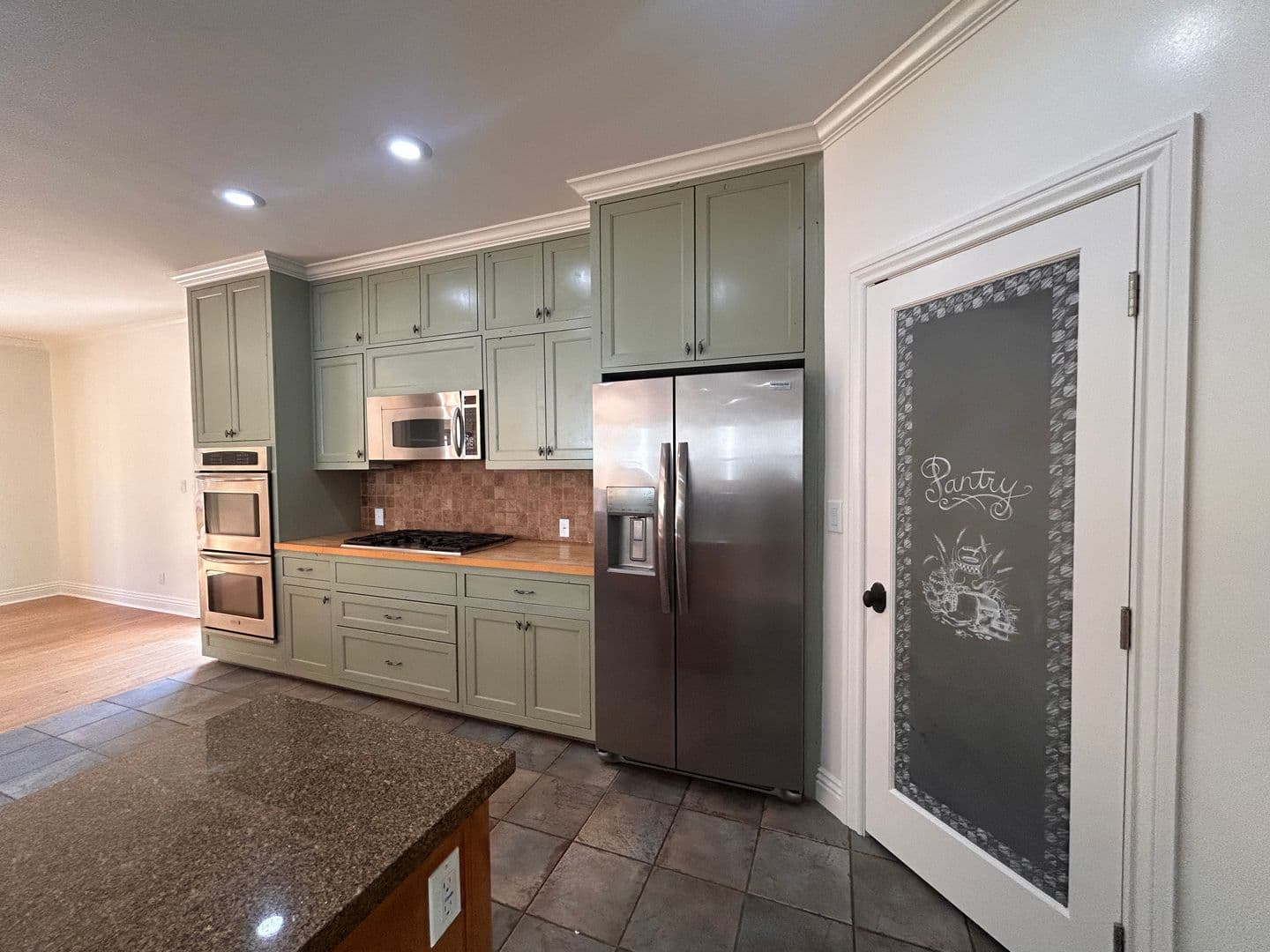 Redondo Beach House: 1431 S. Irena Avenue