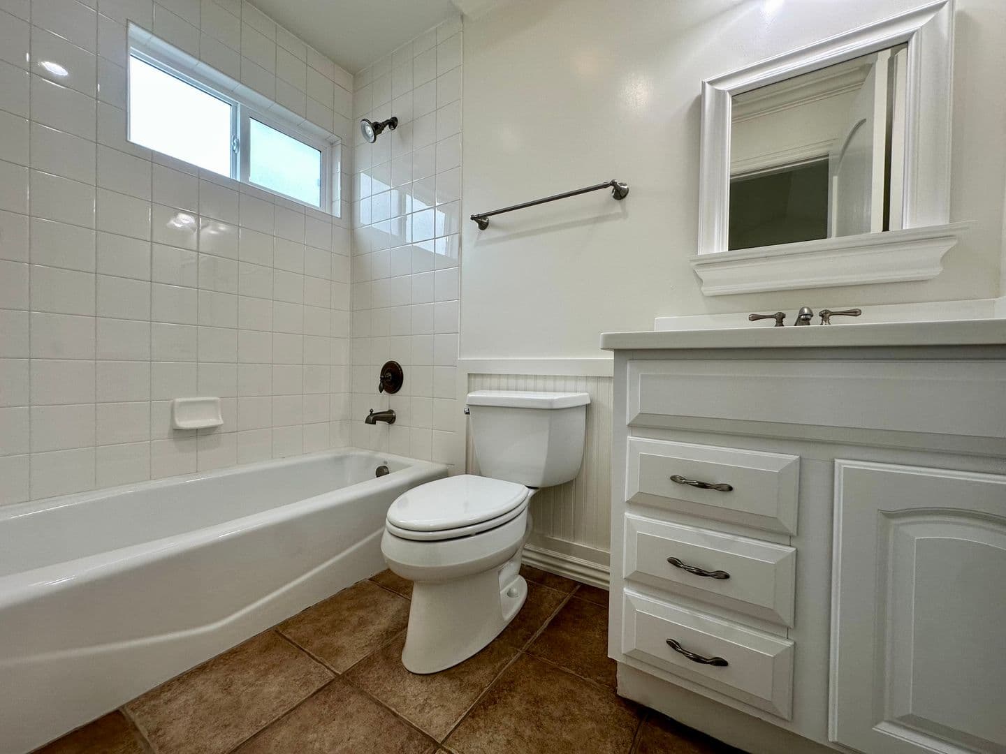 Redondo Beach House: 1431 S. Irena Avenue