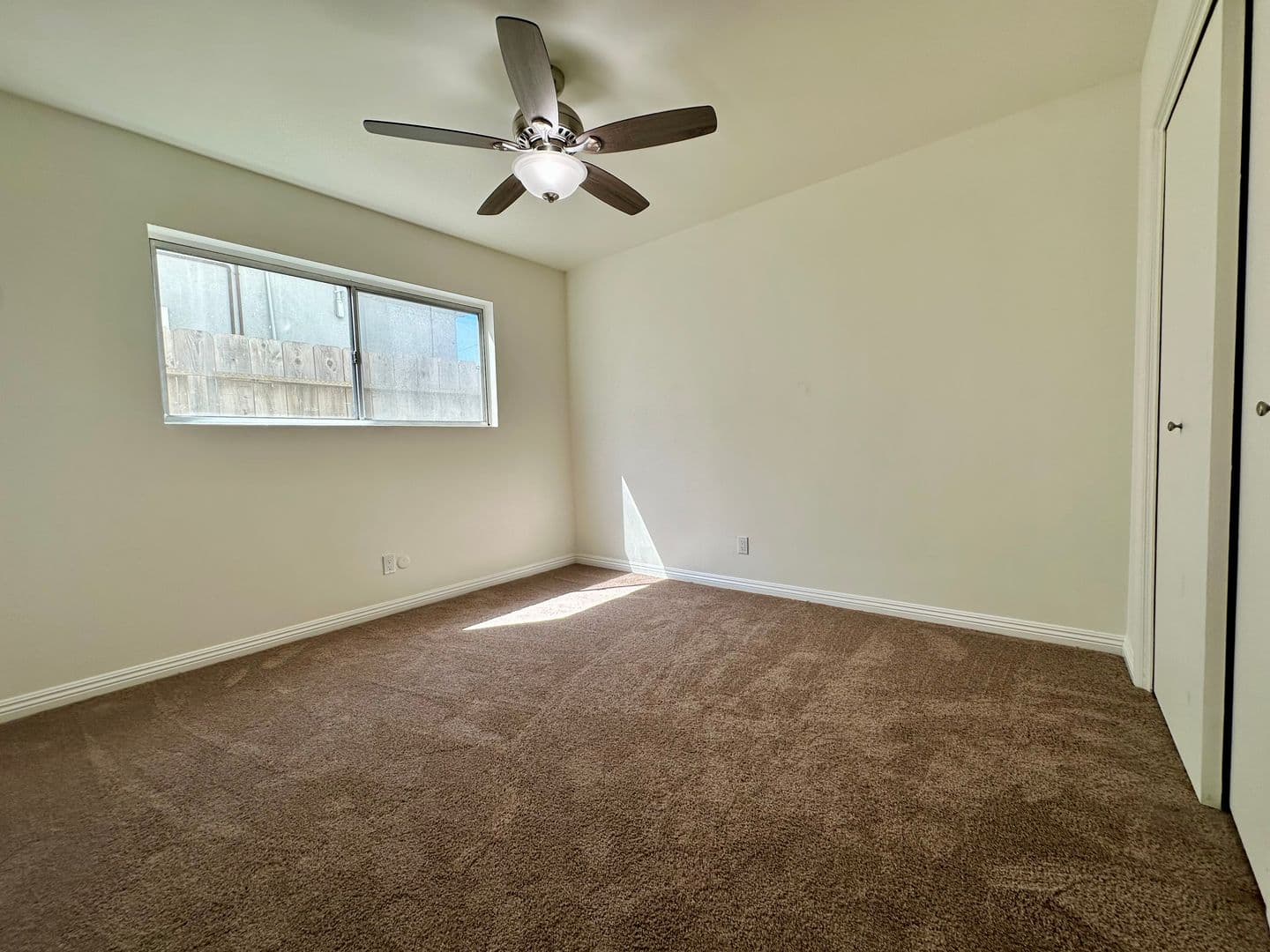 Lomita House: 25405 Cypress Street