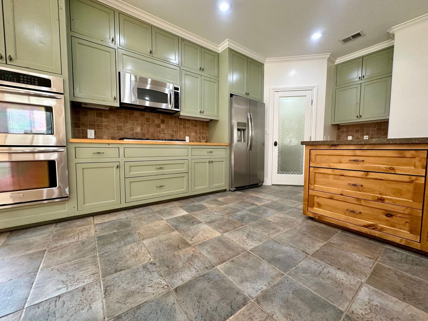 Redondo Beach House: 1431 S. Irena Avenue