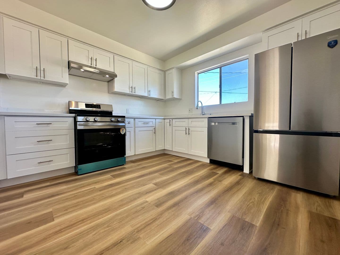 Lomita House: 25405 Cypress Street