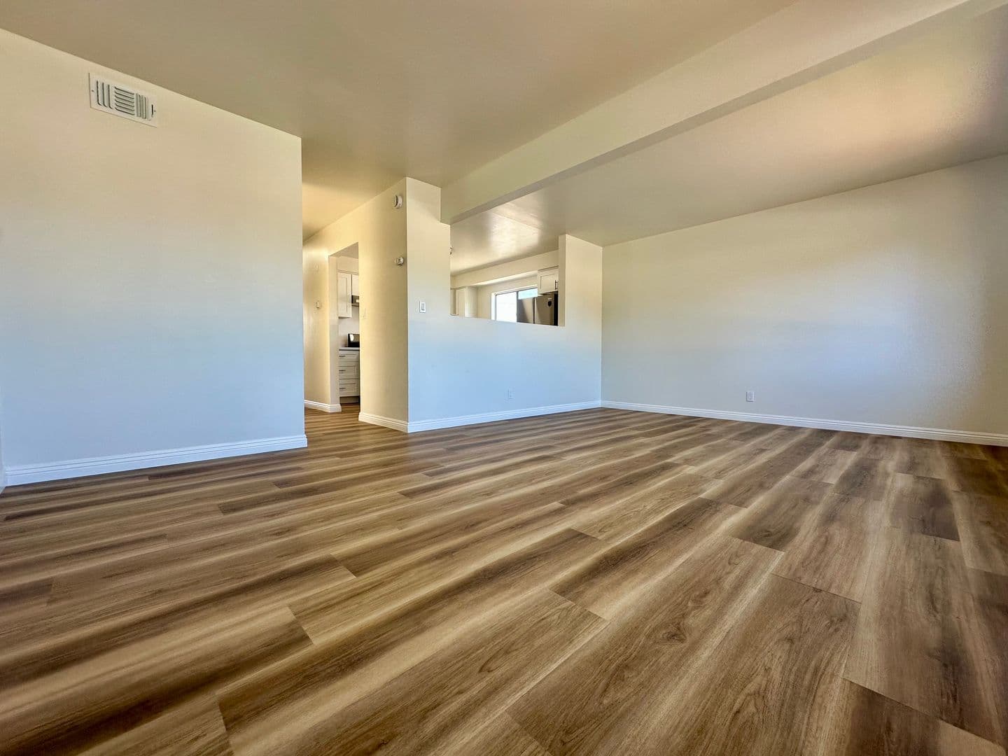Lomita House: 25405 Cypress Street