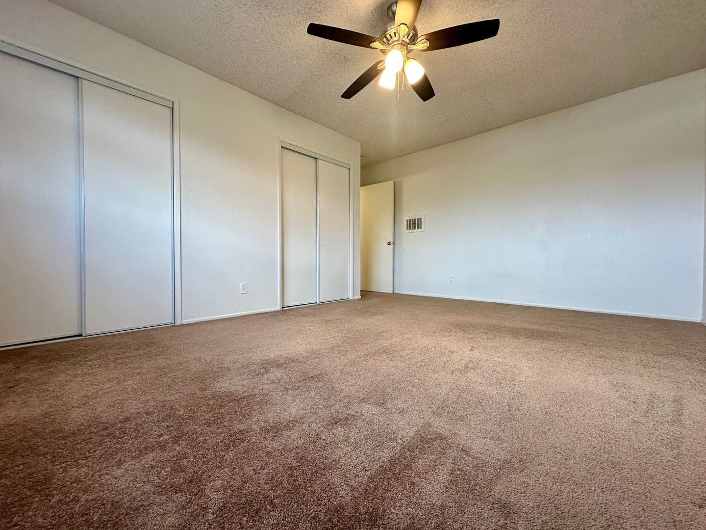 Hawthorne Apartment: 4141 Rosecrans Avenue