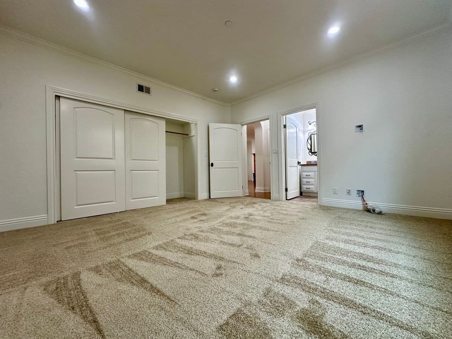 Redondo Beach House: 1431 S. Irena Avenue