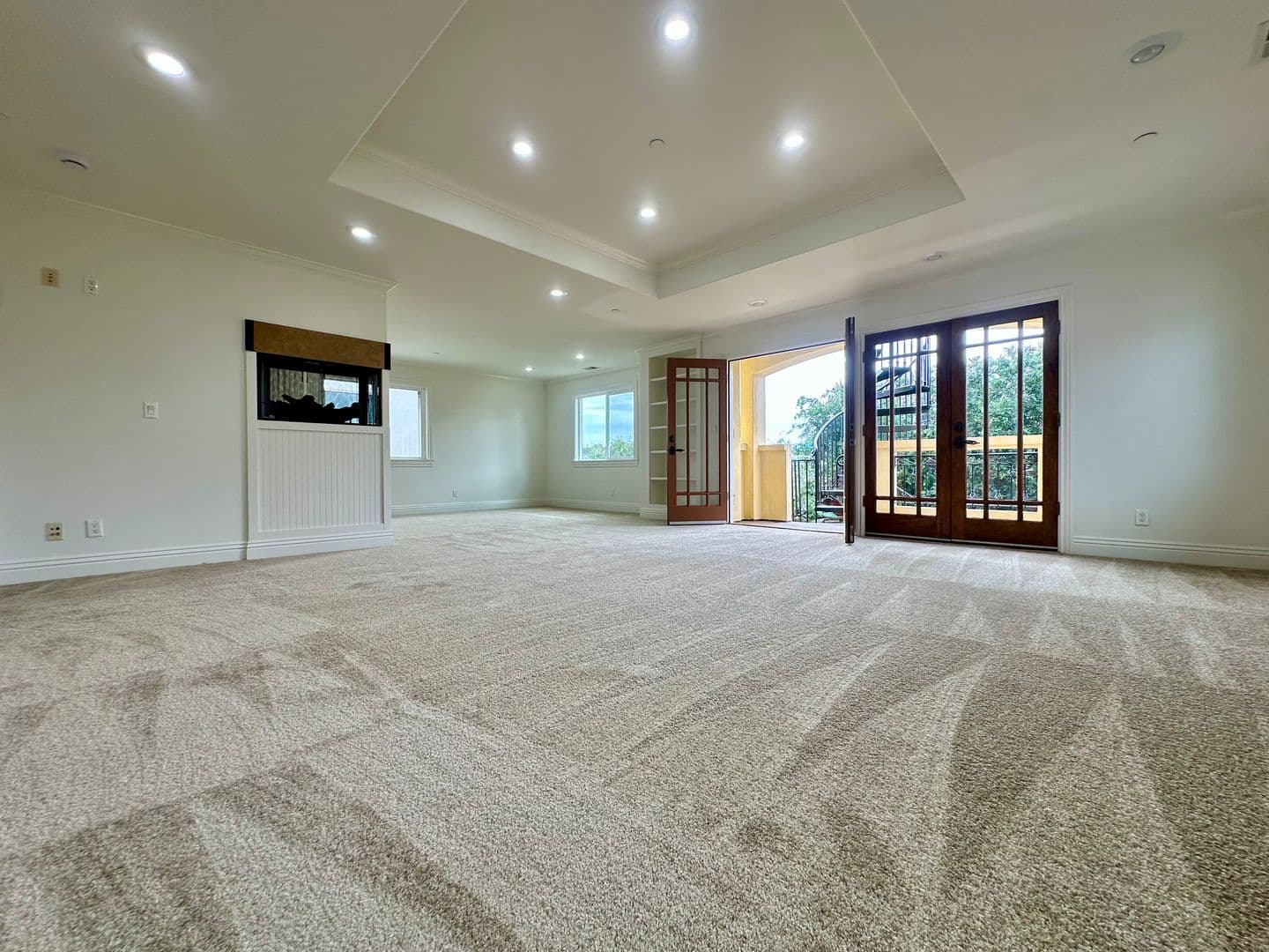 Redondo Beach House: 1431 S. Irena Avenue
