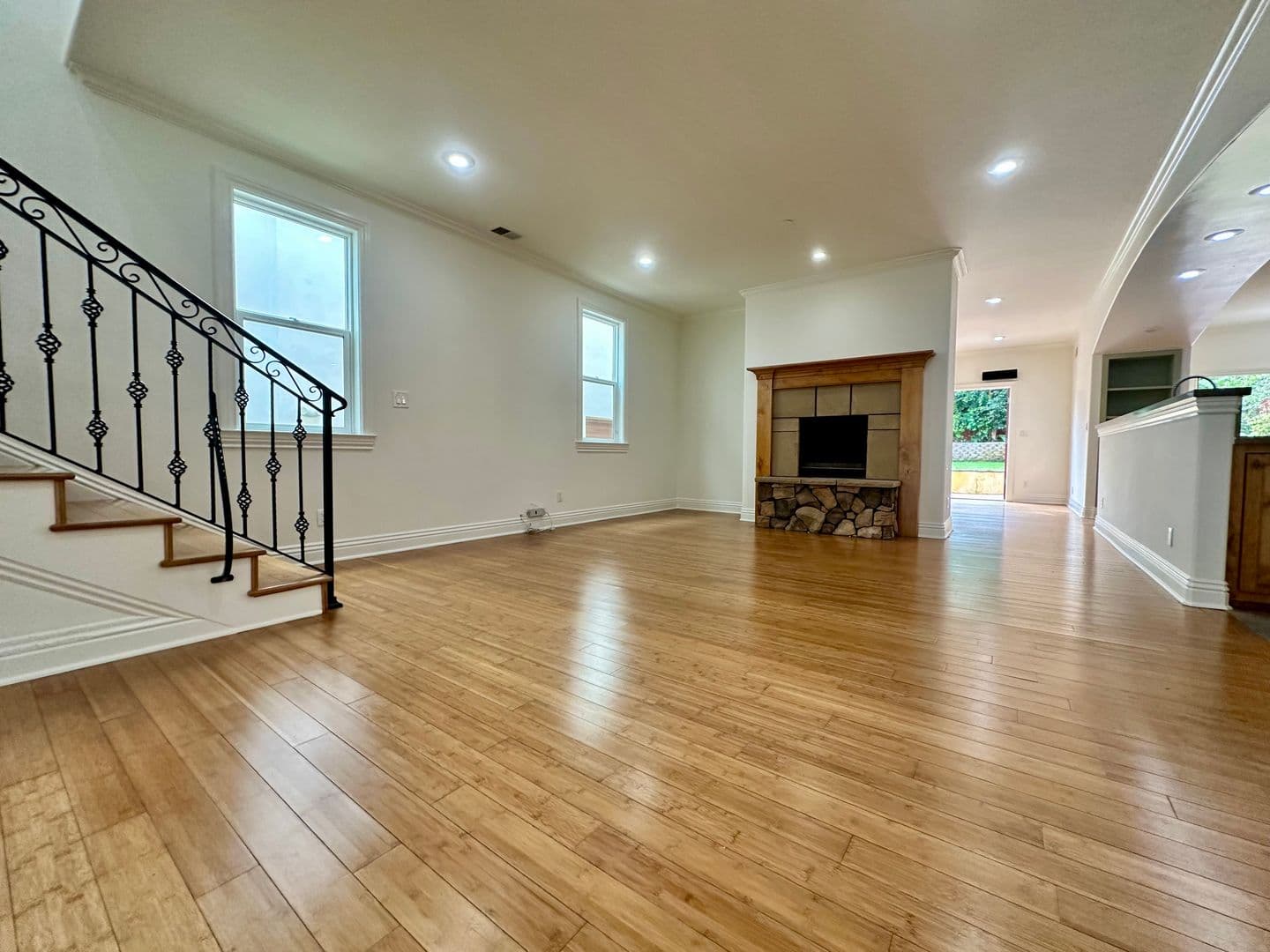 Redondo Beach House: 1431 S. Irena Avenue