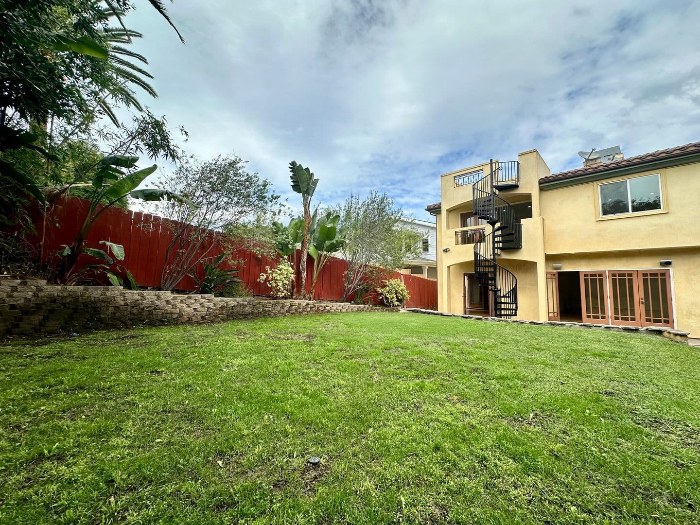Redondo Beach House: 1431 S. Irena Avenue