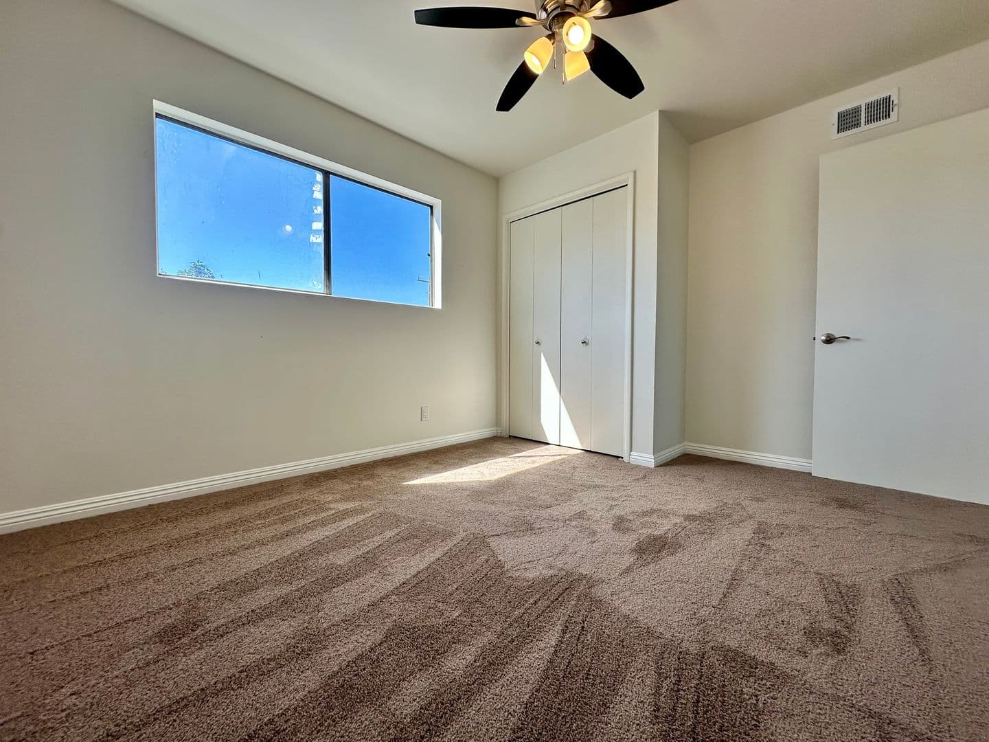 Lomita House: 25405 Cypress Street